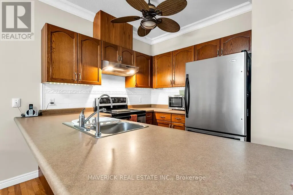 4 - 19 ANDERSON STREET, #4