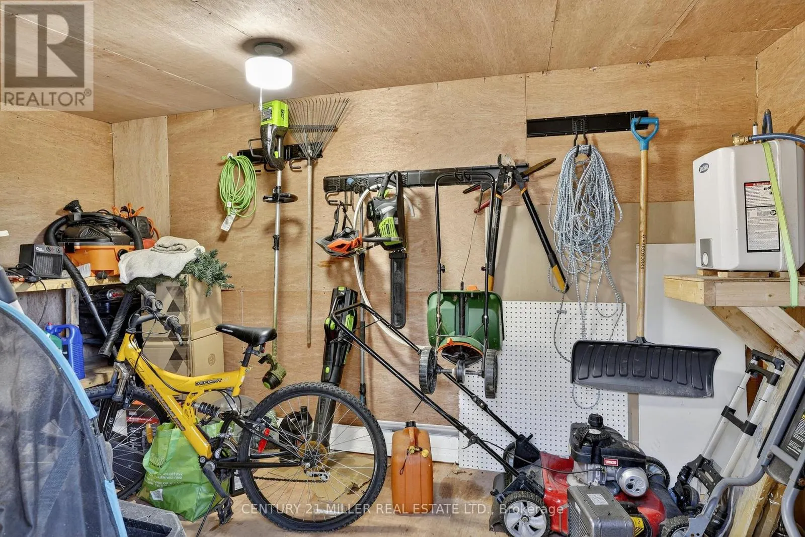 733 MARBLE POINT ROAD