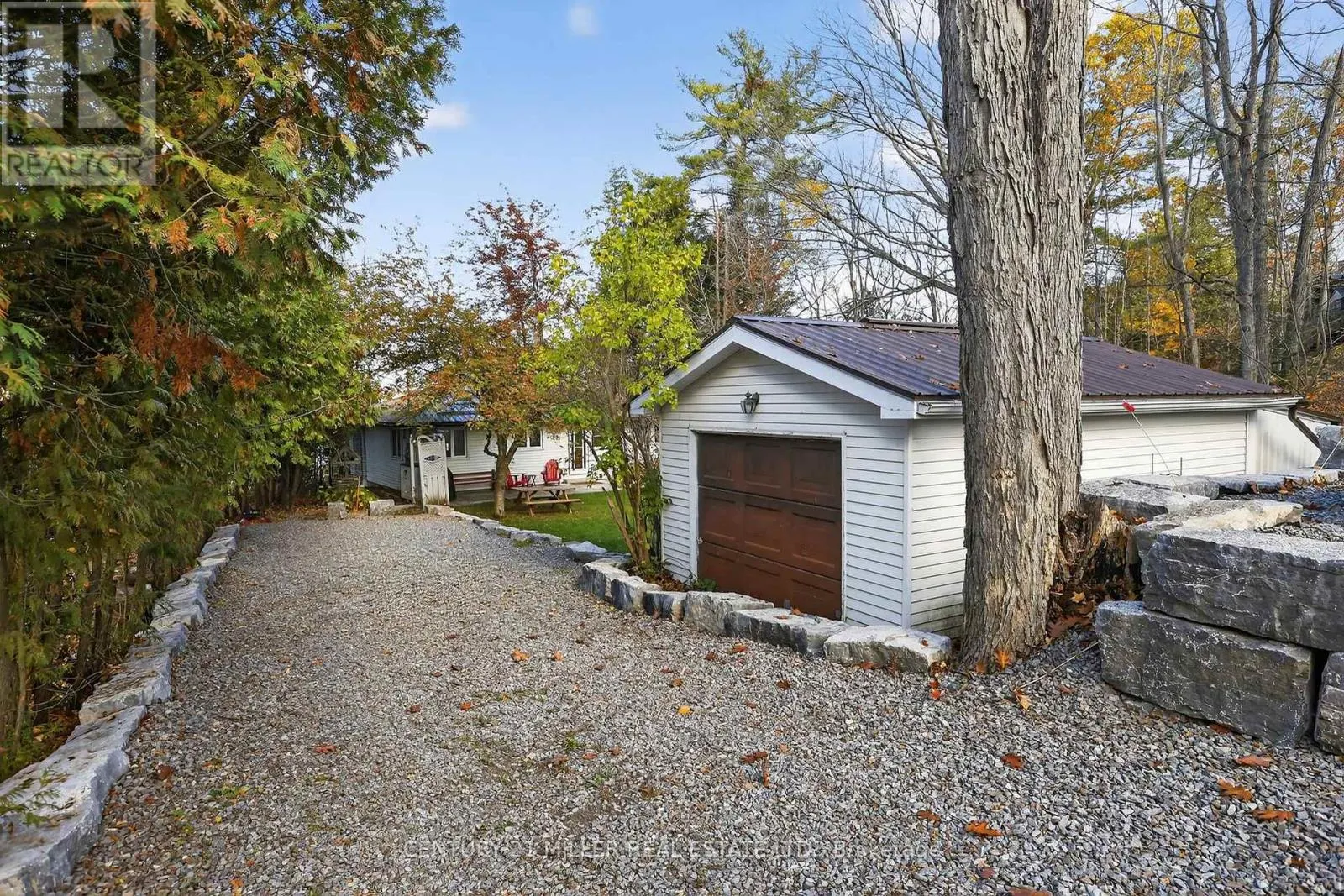 733 MARBLE POINT ROAD