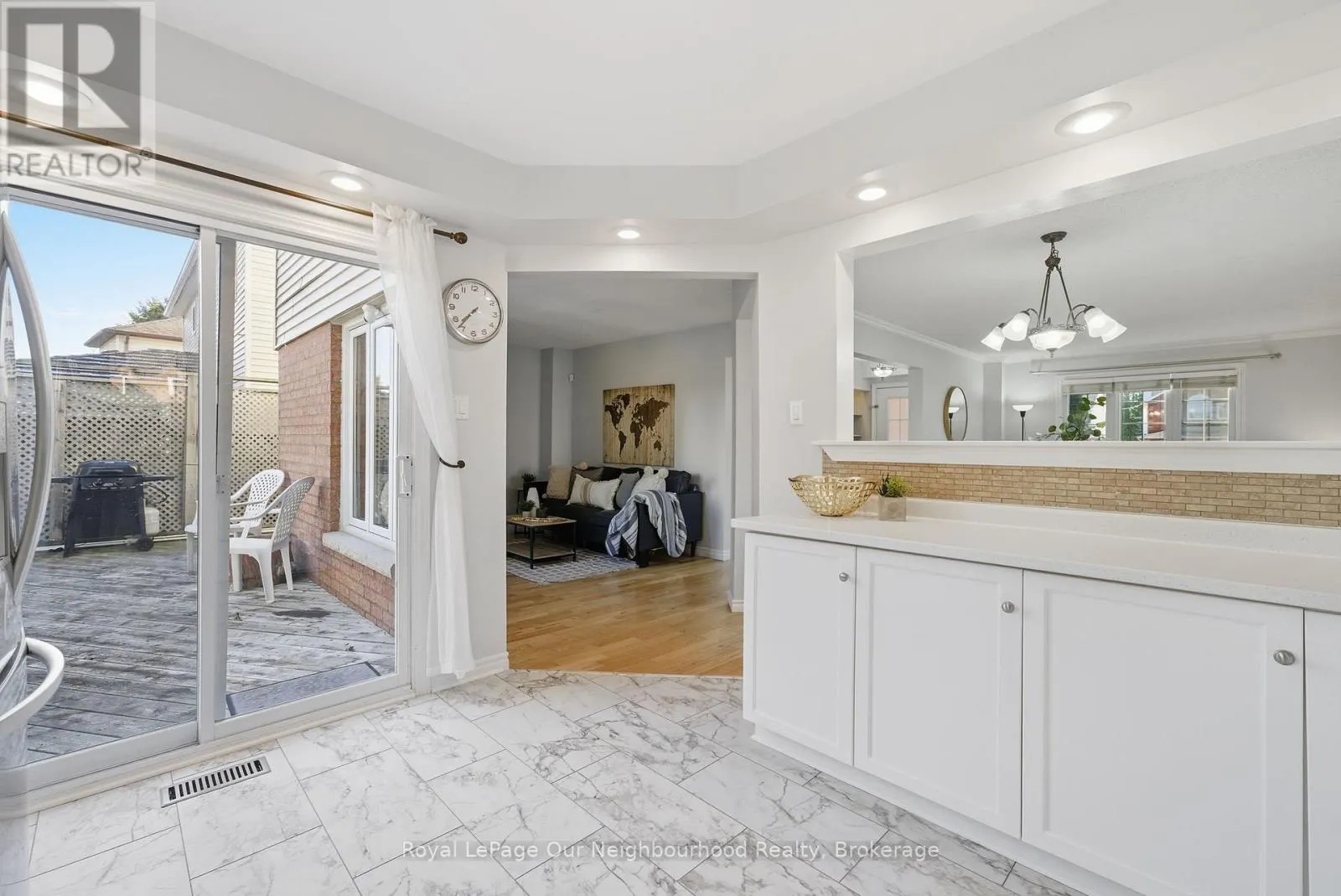 719 DAINTRY CRESCENT