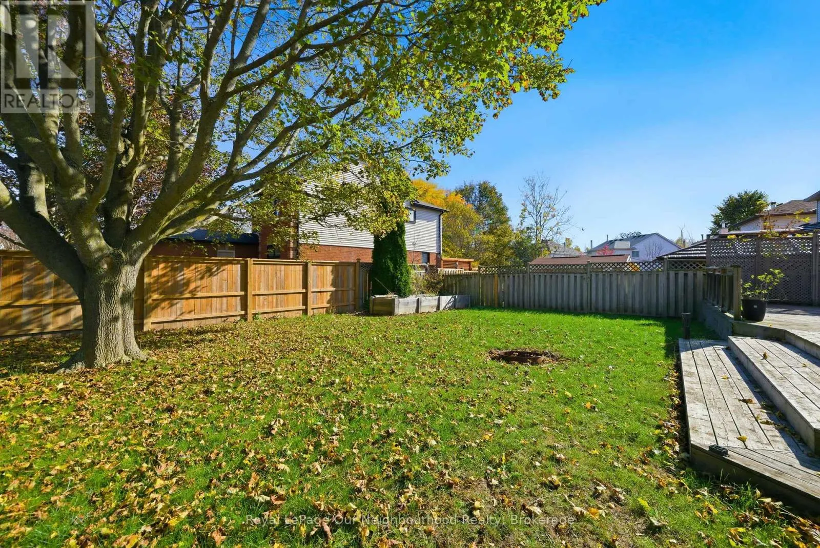 719 DAINTRY CRESCENT