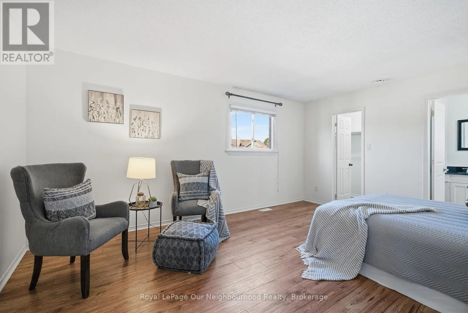 719 DAINTRY CRESCENT