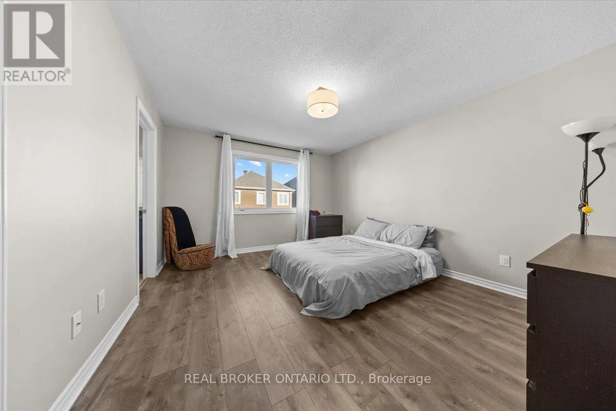 504 BROADLEAF STREET