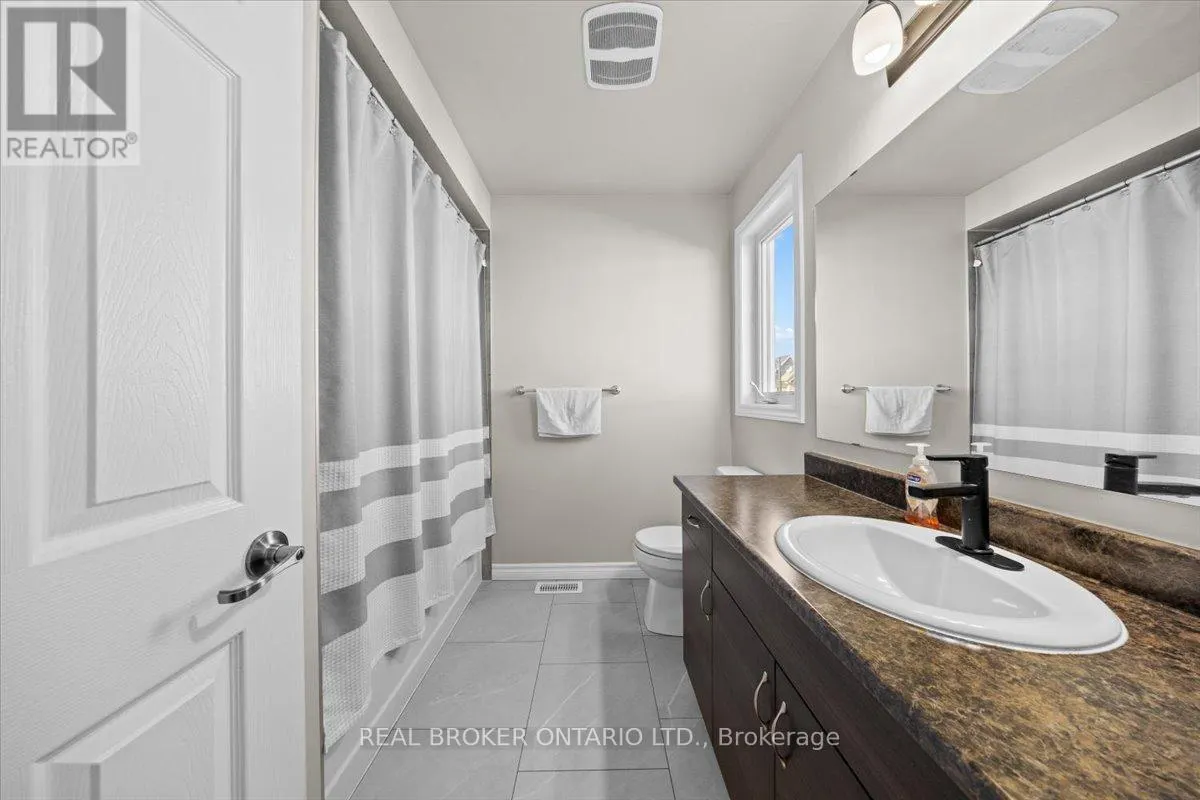 504 BROADLEAF STREET