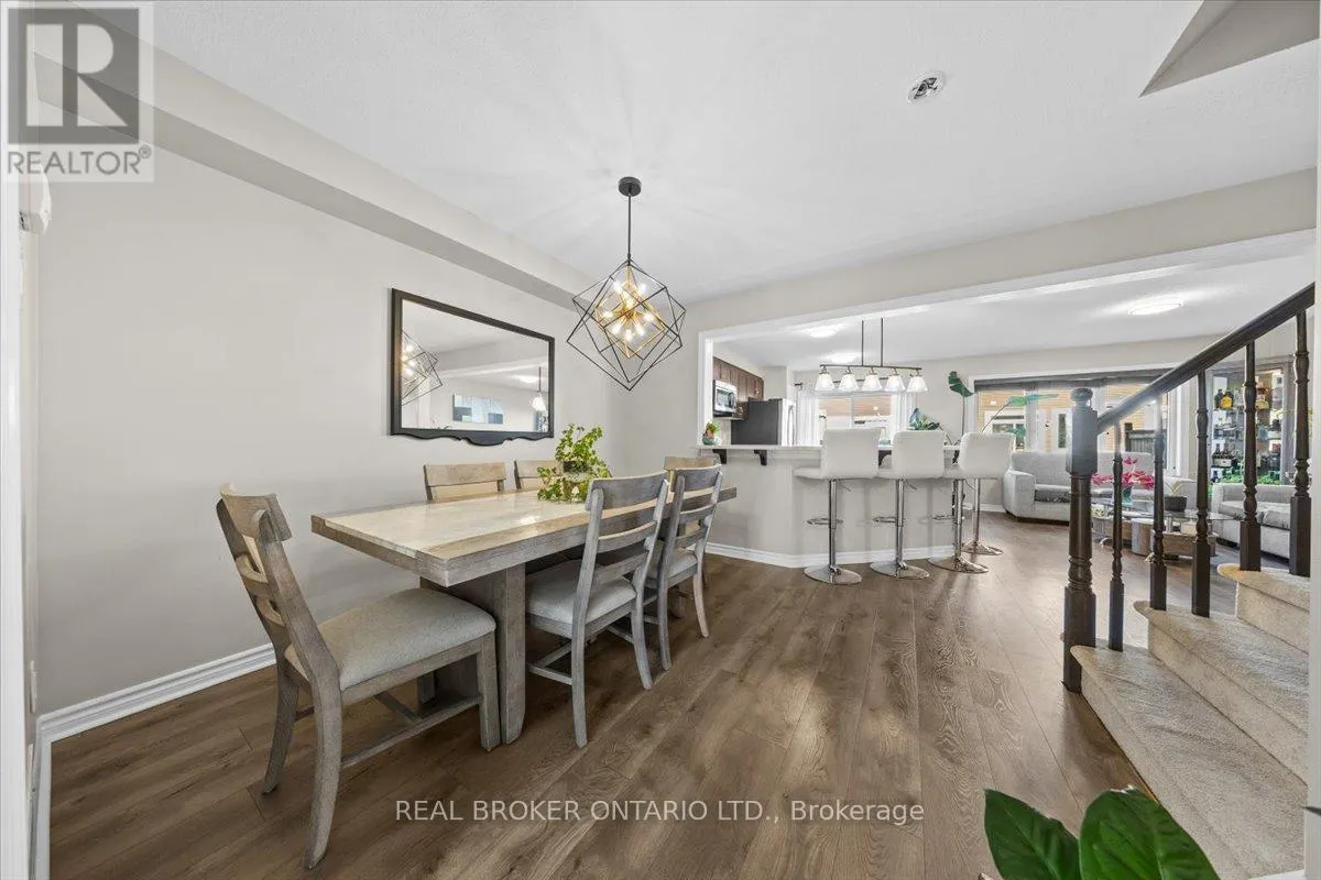 504 BROADLEAF STREET