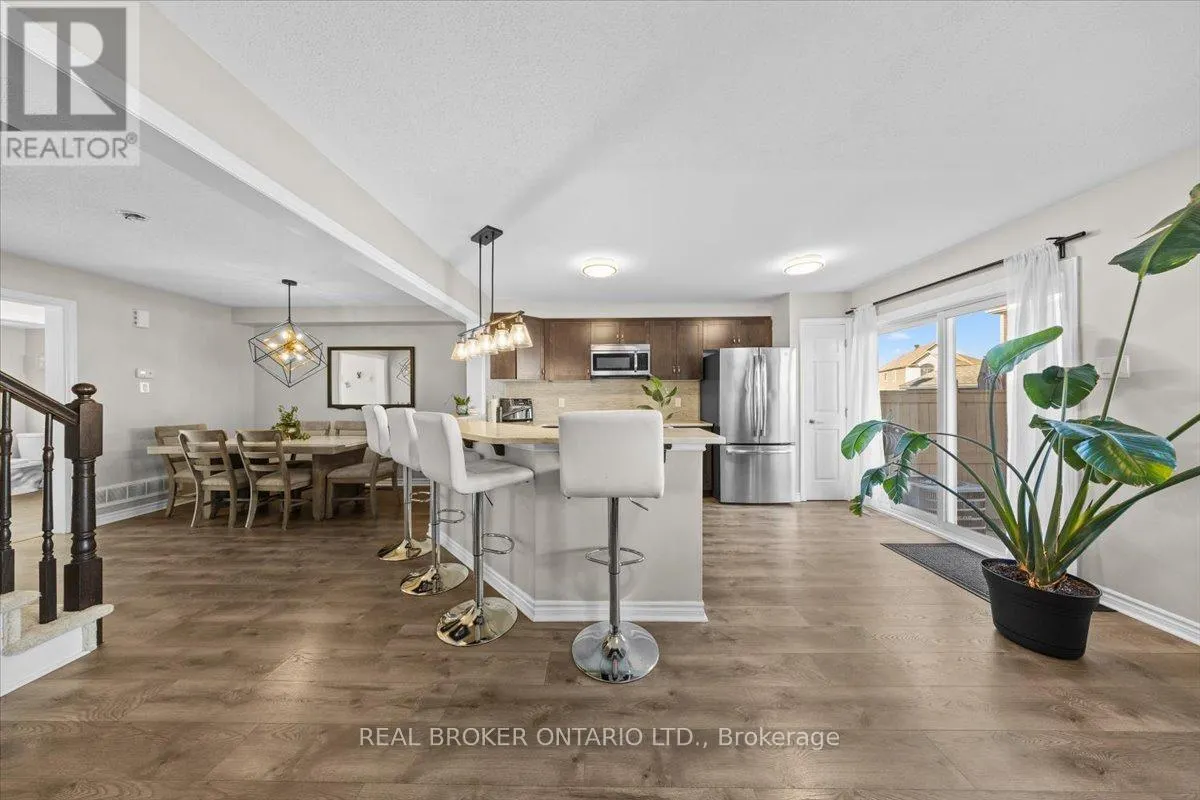 504 BROADLEAF STREET