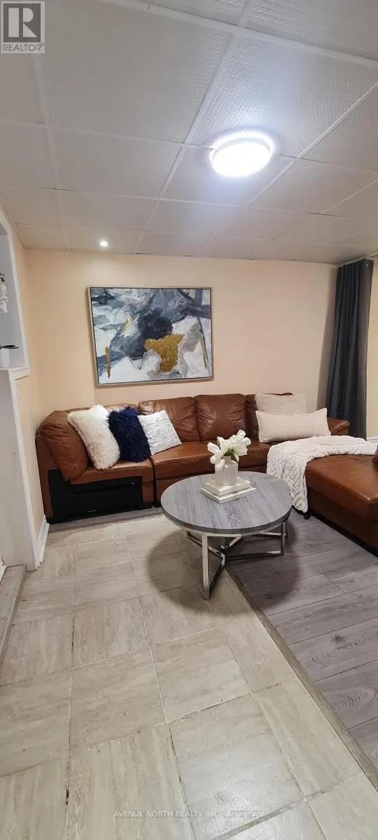 B - 339 SUGAR PINE CRESCENT