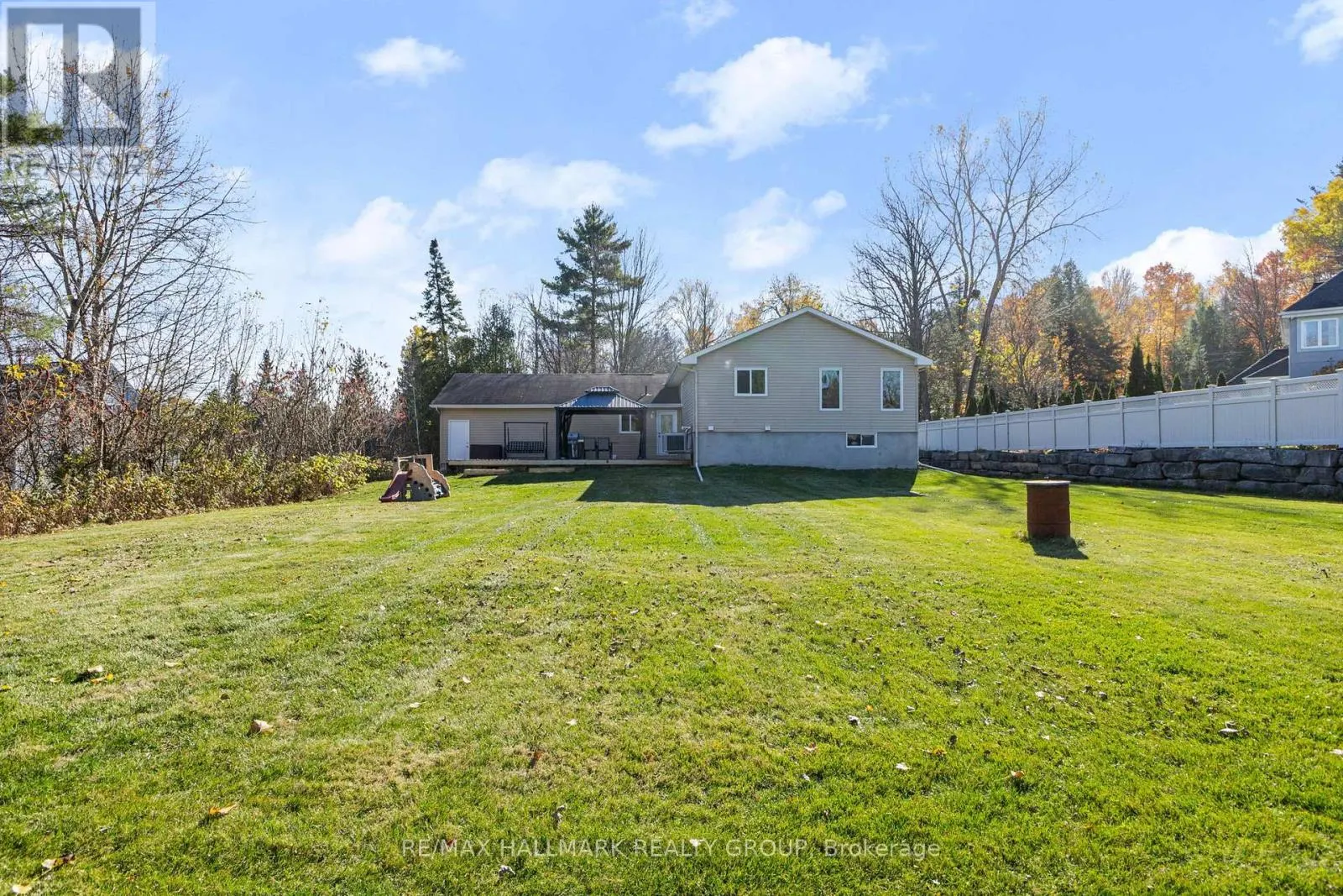 2605 PIERRETTE DRIVE