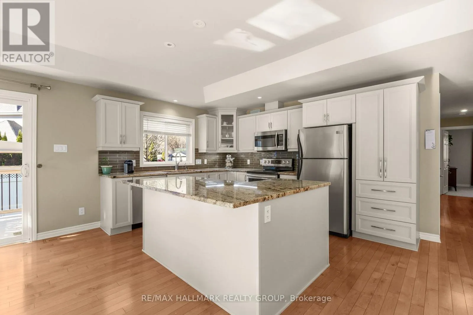 2605 PIERRETTE DRIVE