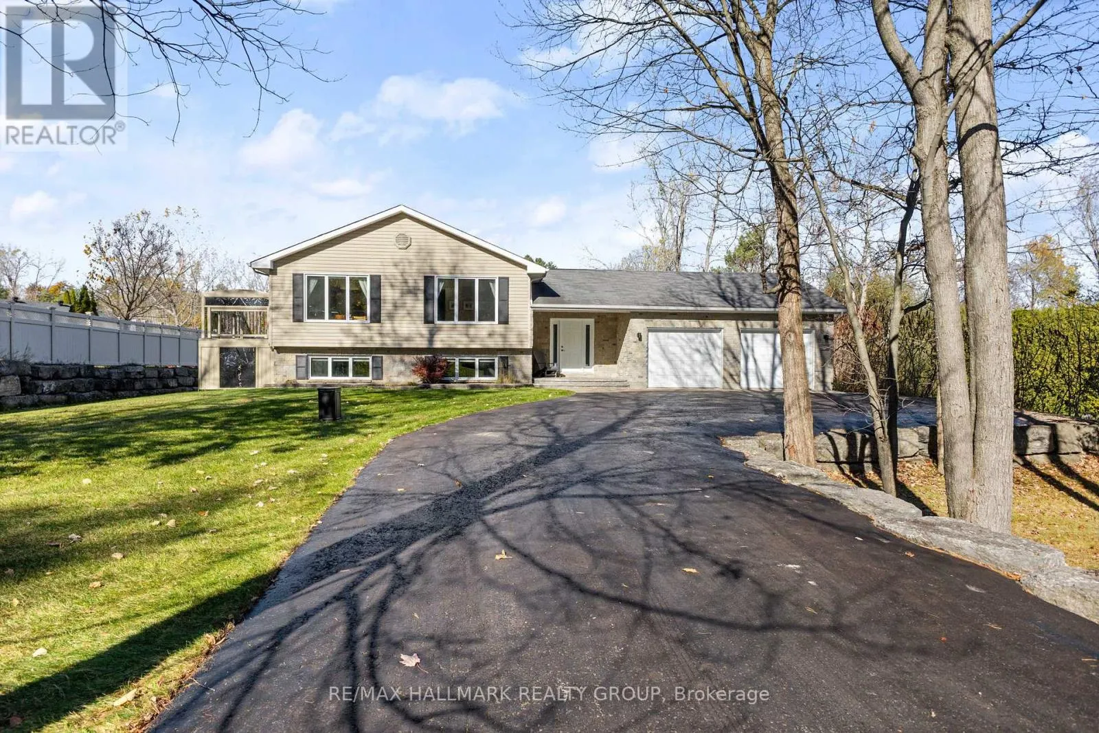 2605 PIERRETTE DRIVE