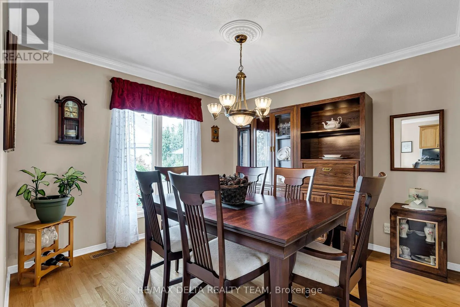 6565 DES CHOUETTES LANE