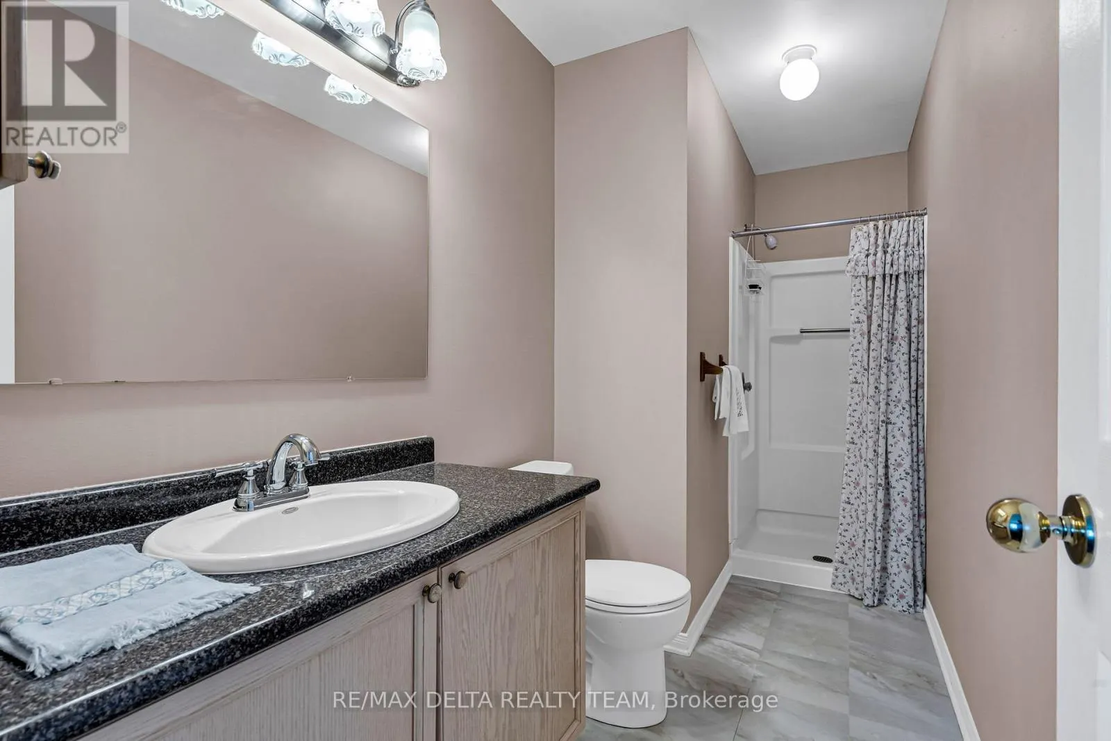 6565 DES CHOUETTES LANE