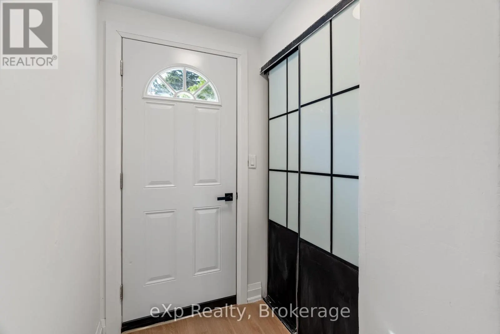 38 - 88 AVONWOOD DRIVE, #38