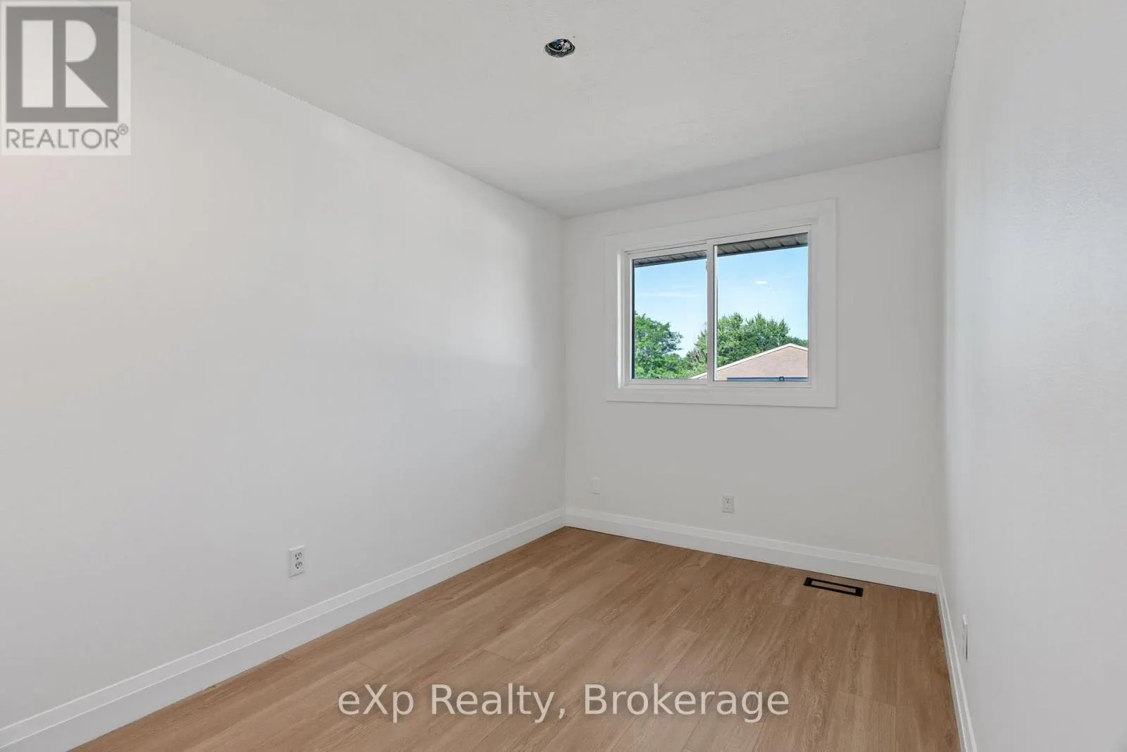 38 - 88 AVONWOOD DRIVE, #38