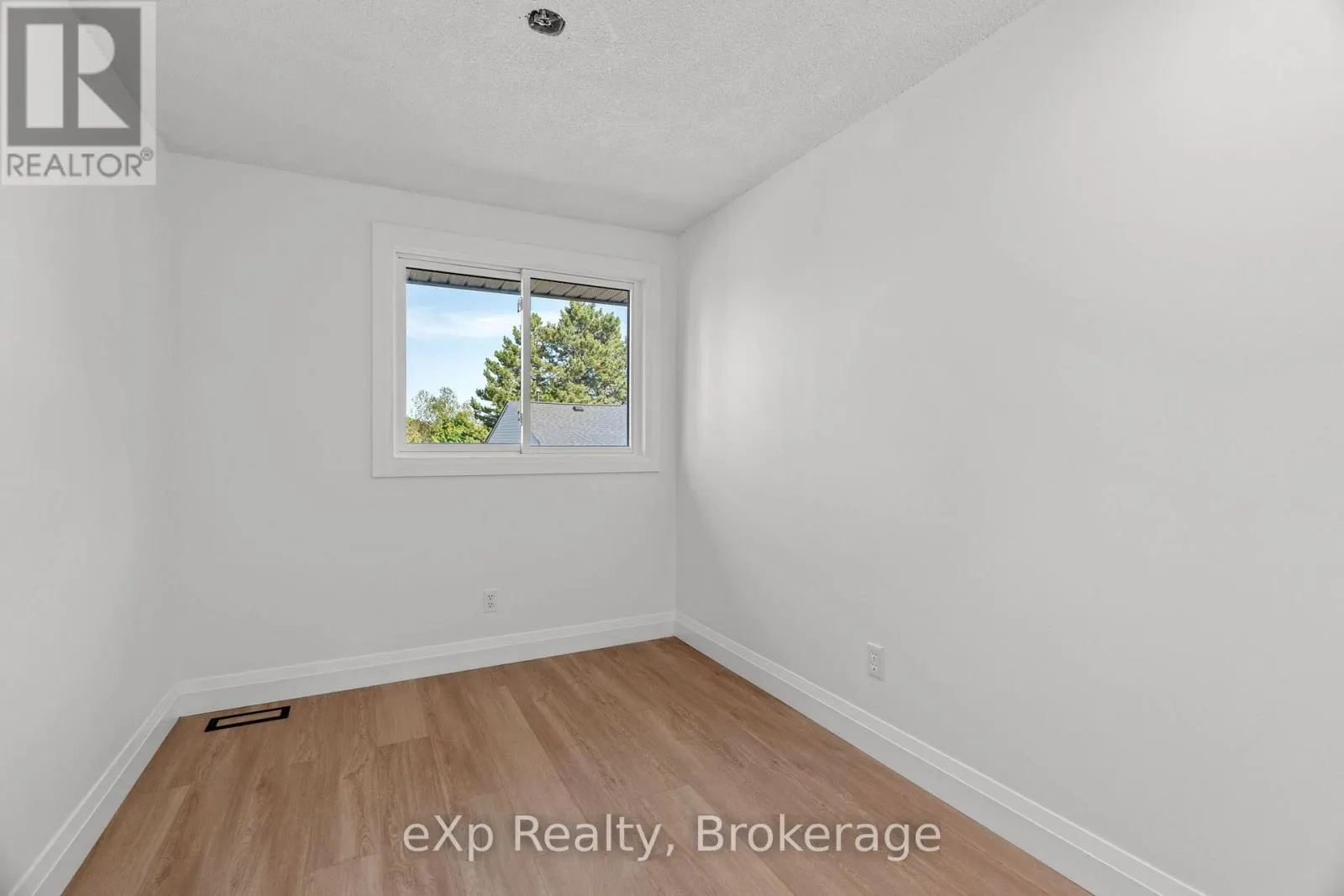 38 - 88 AVONWOOD DRIVE, #38