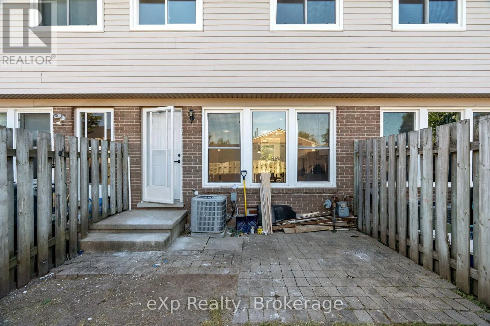 38 - 88 AVONWOOD DRIVE, #38