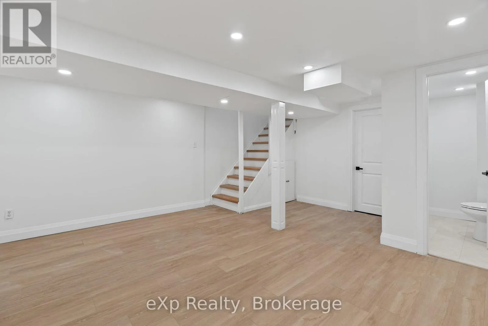 38 - 88 AVONWOOD DRIVE, #38