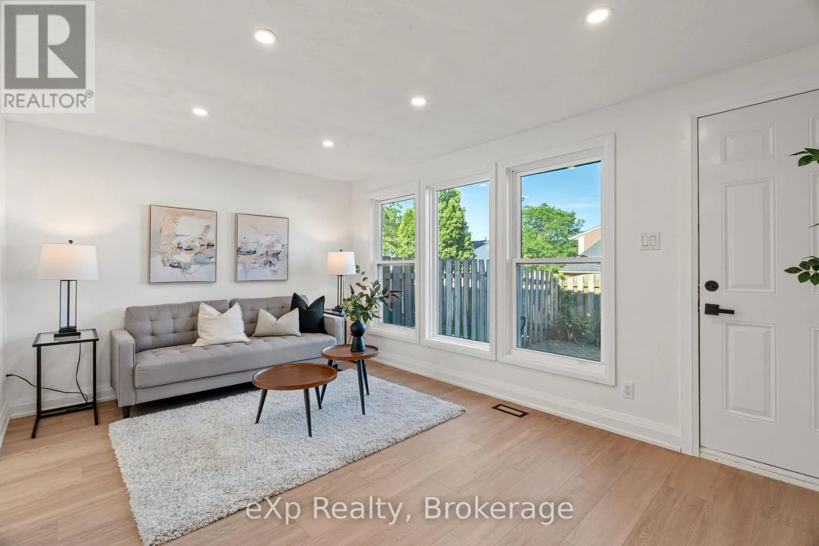 38 - 88 AVONWOOD DRIVE, #38