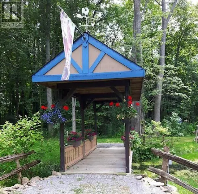 506 SNUG HARBOUR ROAD