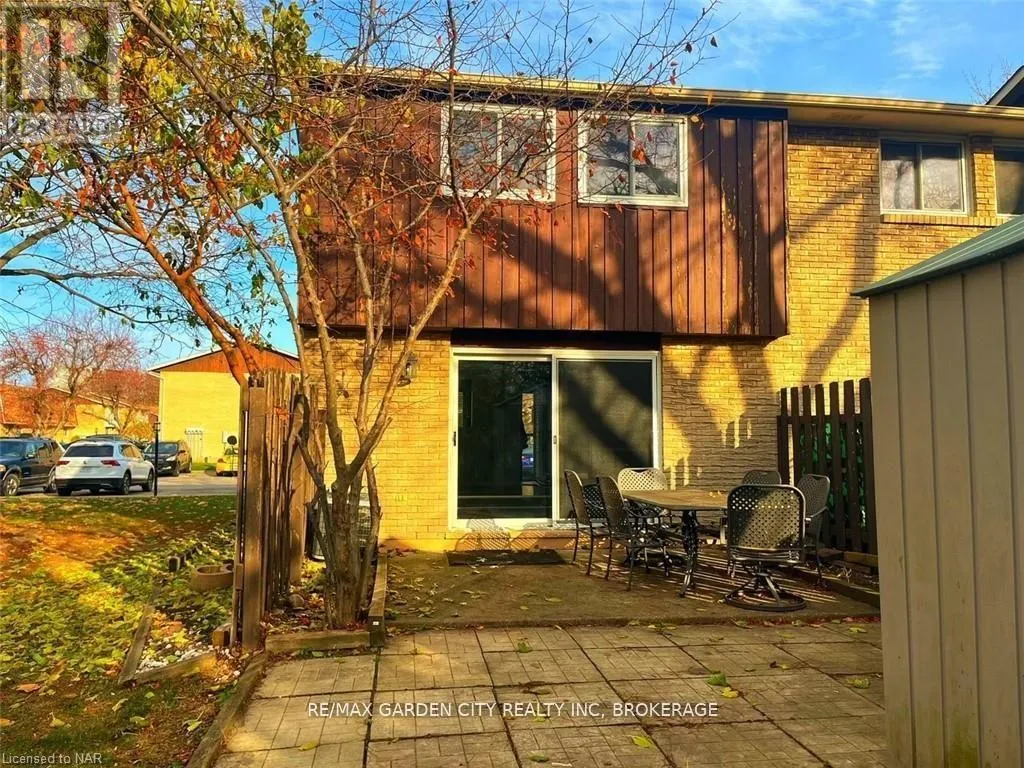 53 - 50 LAKESHORE ROAD, #53