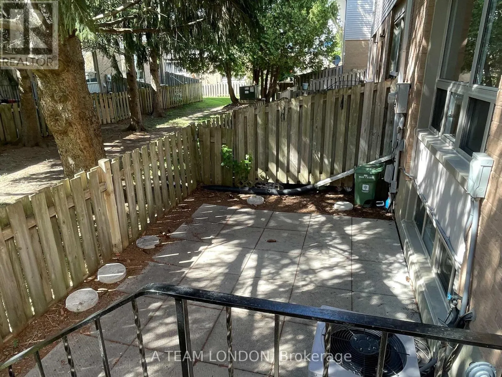 39 - 35 WATERMAN AVENUE, #39