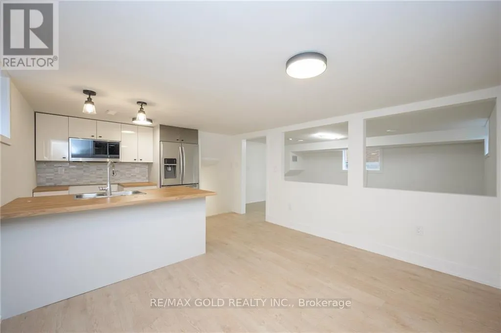 BSMT - 54 MOXLEY DRIVE