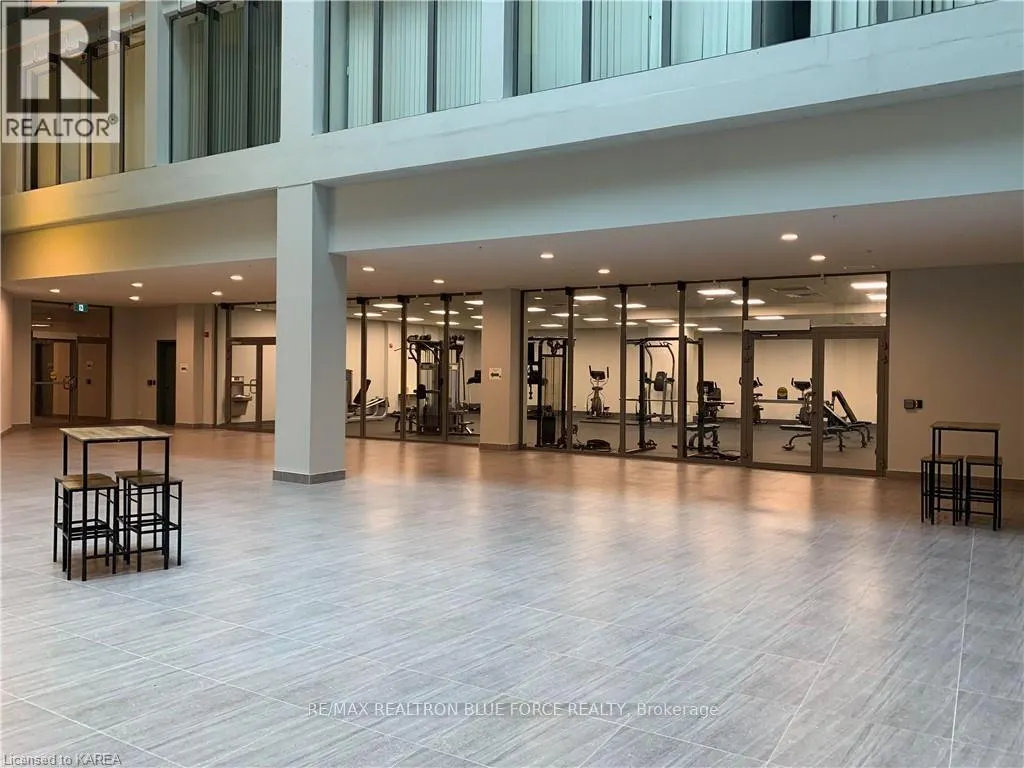 722 - 652 PRINCESS STREET