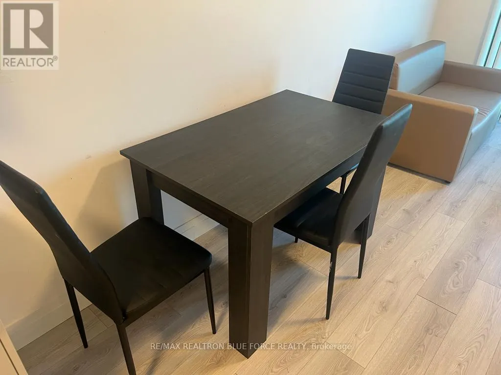 722 - 652 PRINCESS STREET