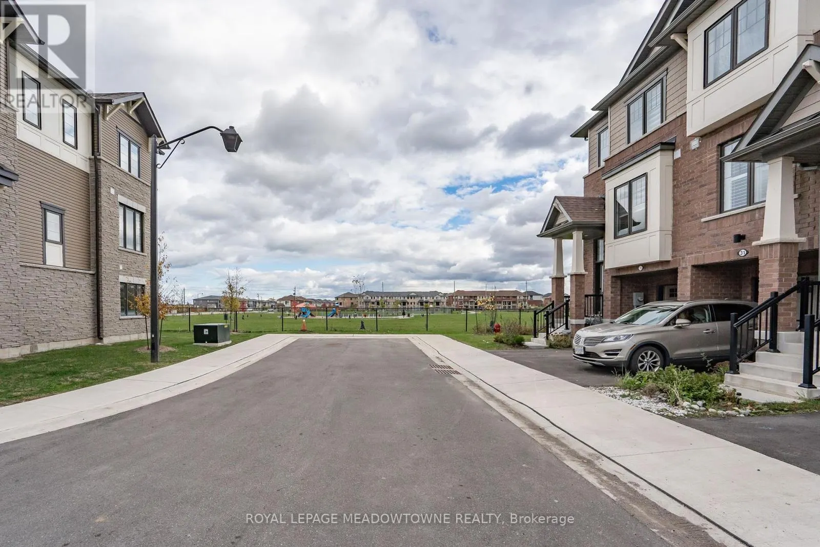 33 - 185 BEDROCK DRIVE