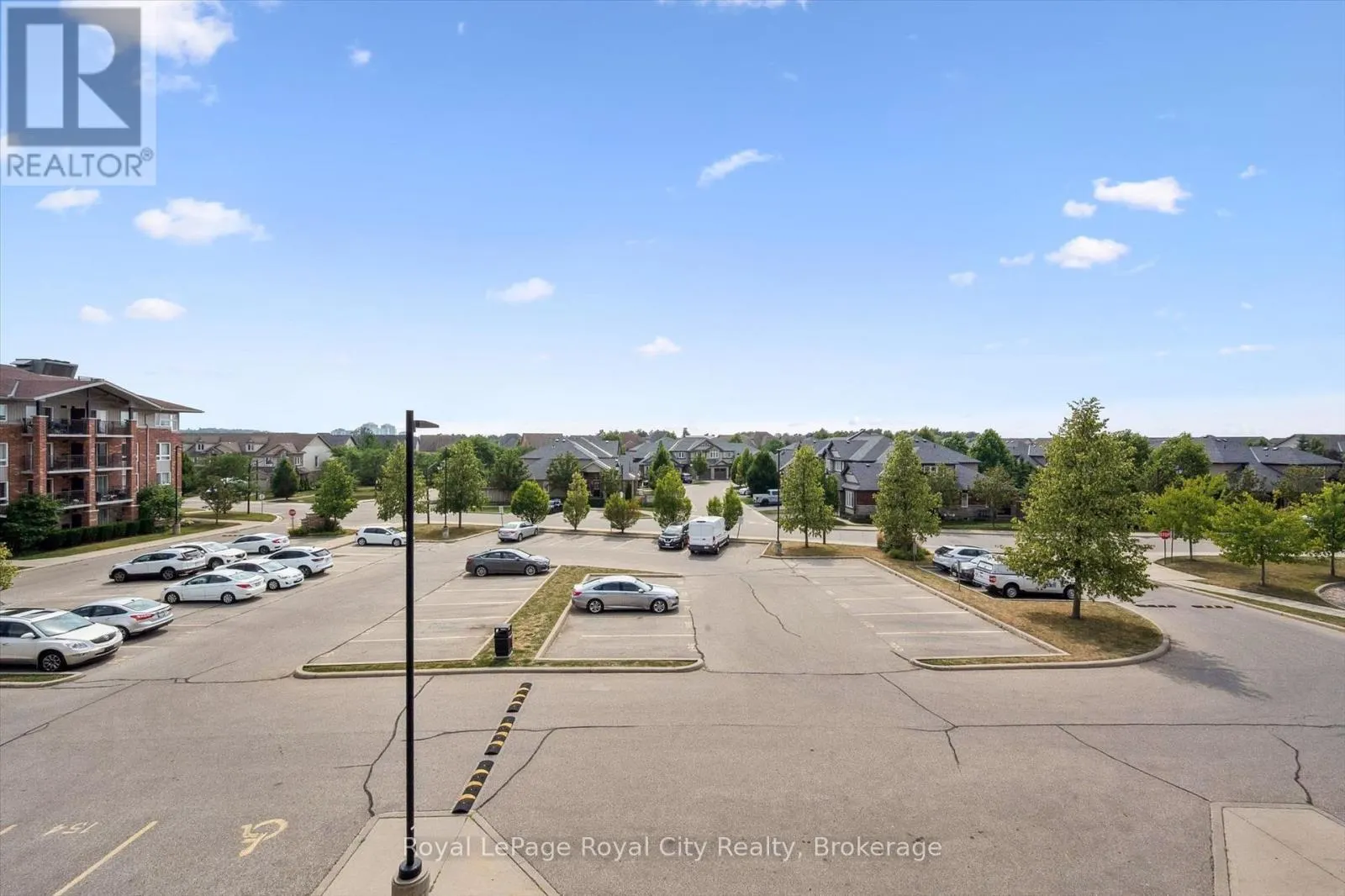 313 - 60 LYNNMORE STREET, #313