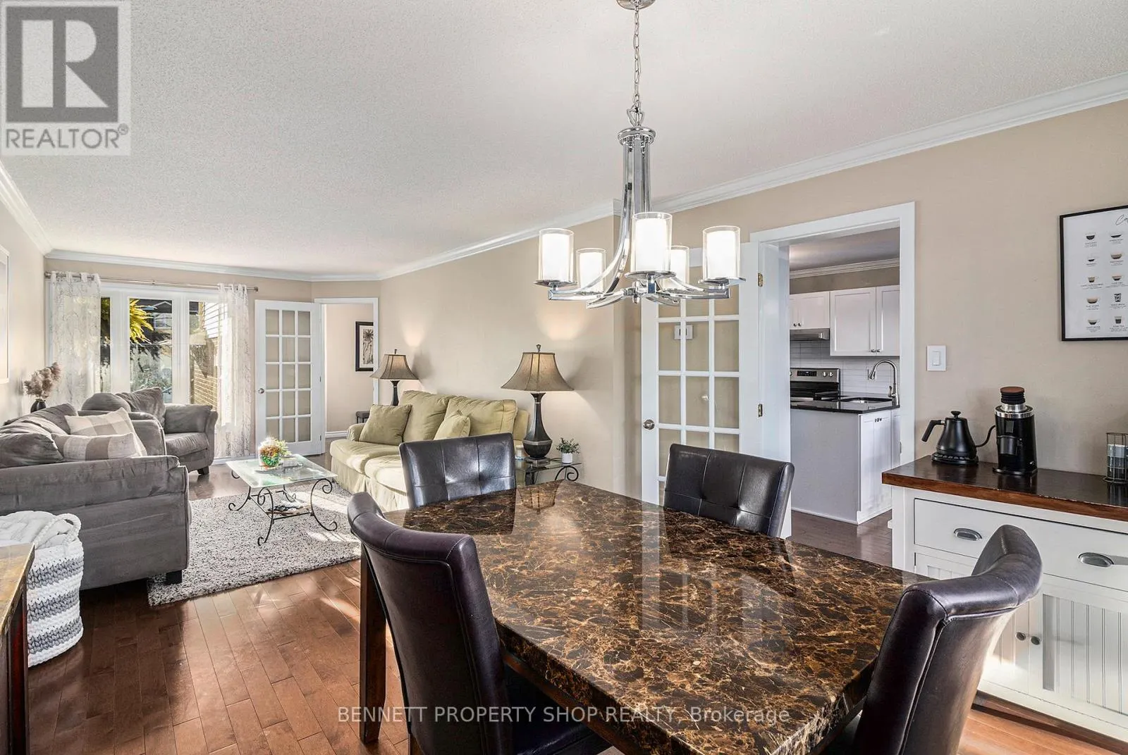 1865 LECLAIR CRESCENT