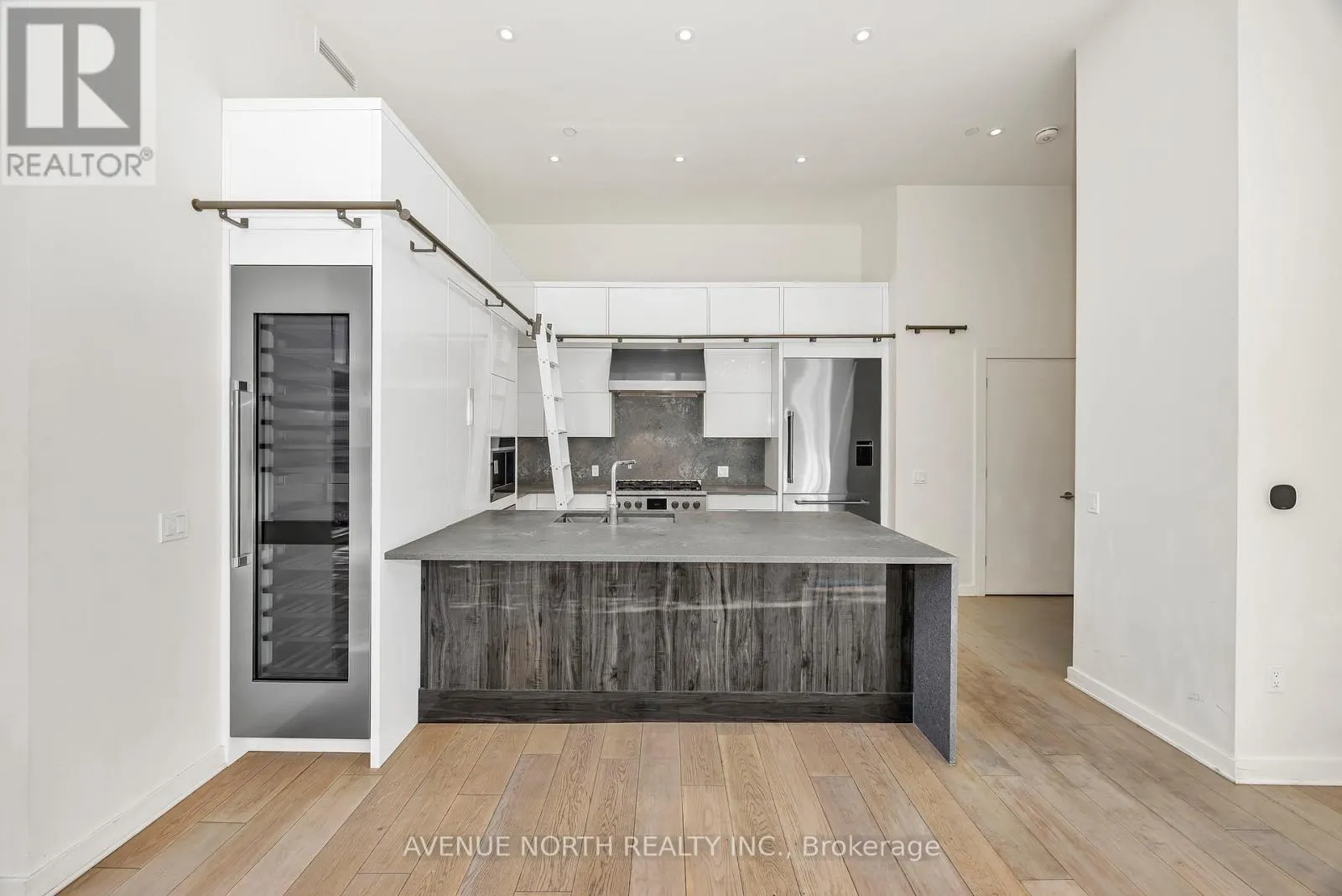 101 - 135 BARRETTE STREET