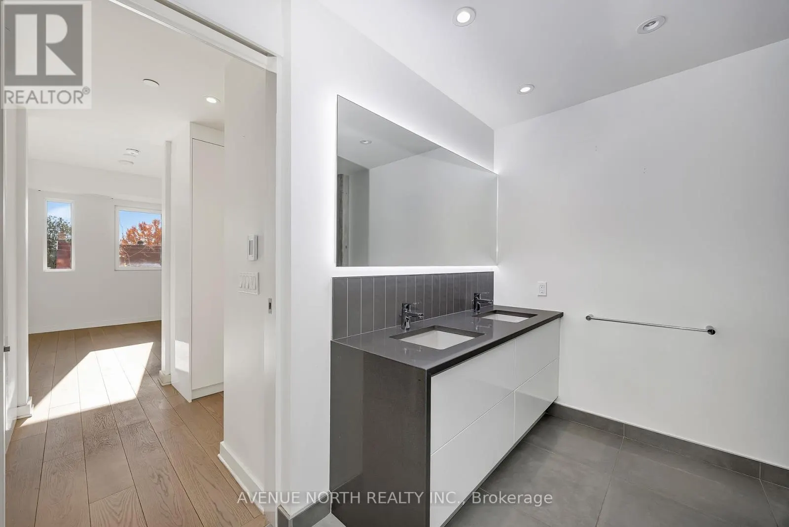 101 - 135 BARRETTE STREET