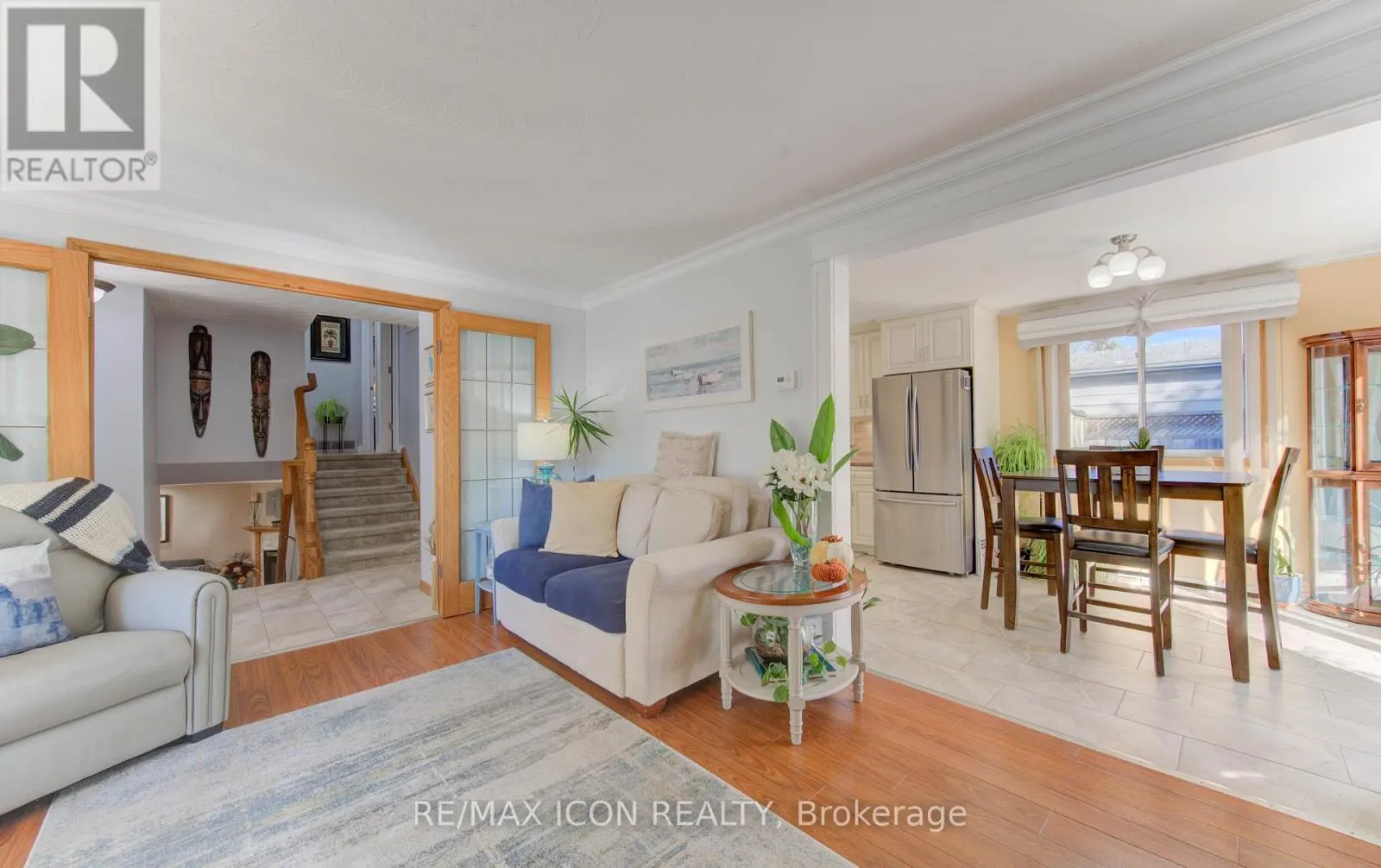 55 GRACEFIELD CRESCENT