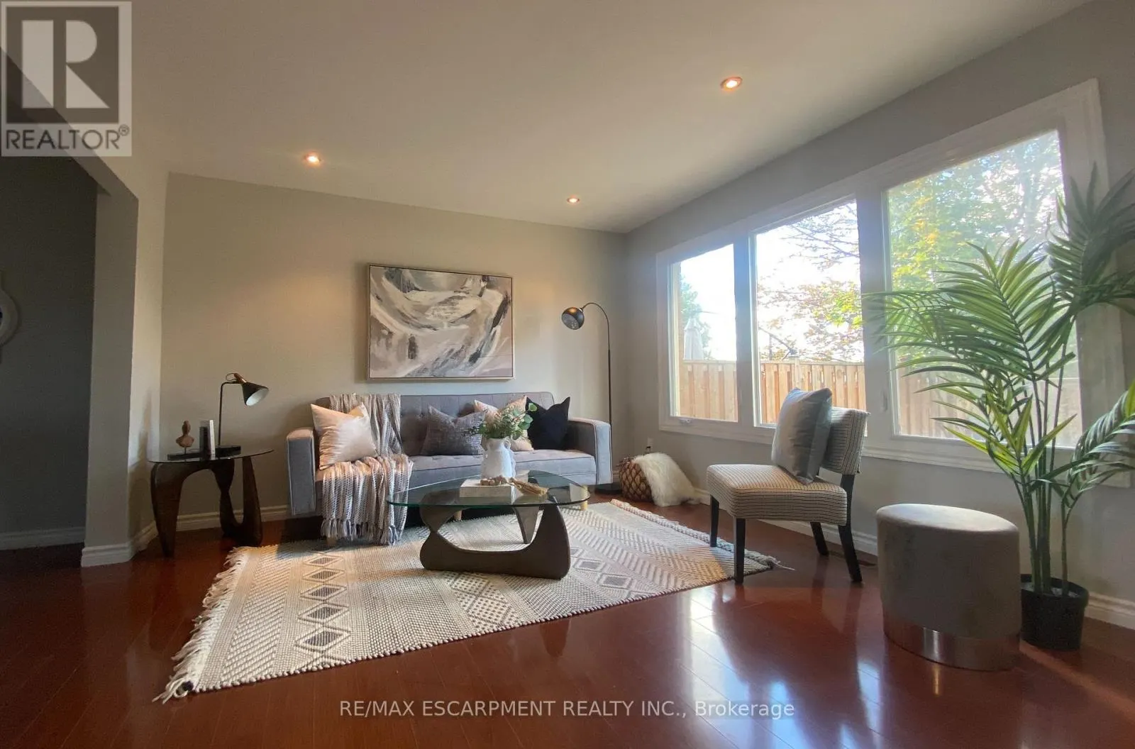 3 - 1025 UPPER GAGE AVENUE