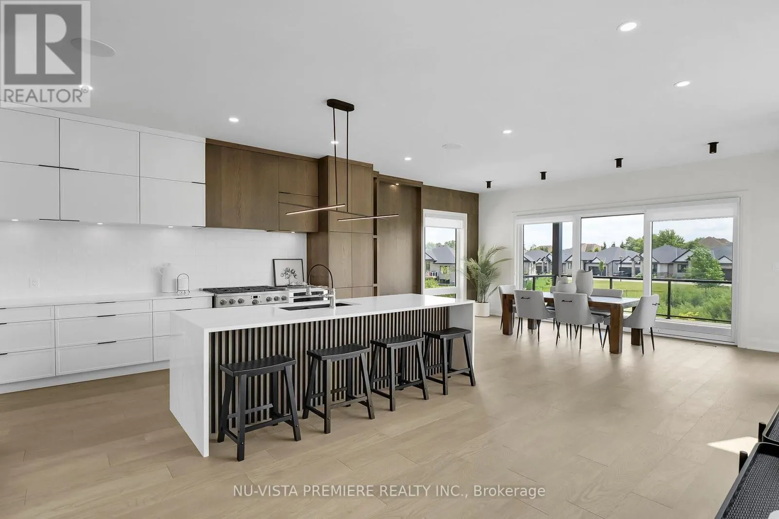 7301 SILVER CREEK CIRCLE