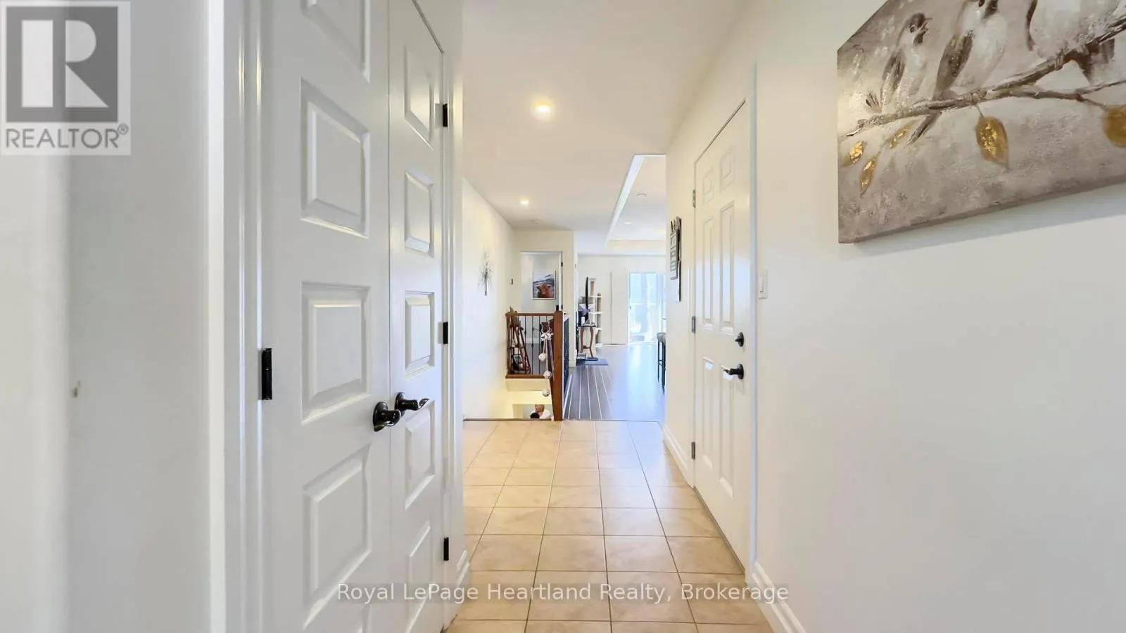 13 - 33 FAIRHAVEN LANE, #13