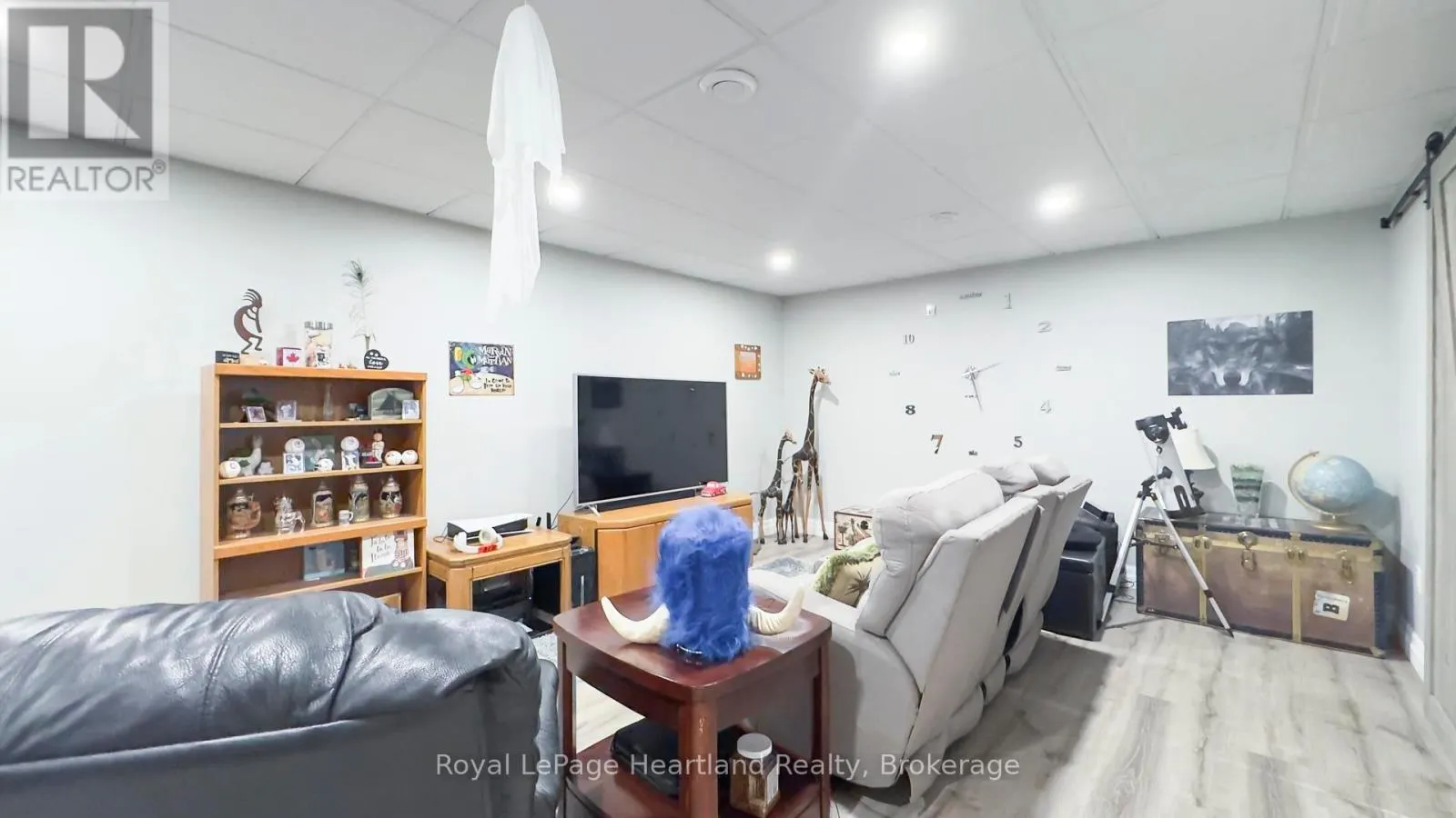 13 - 33 FAIRHAVEN LANE, #13