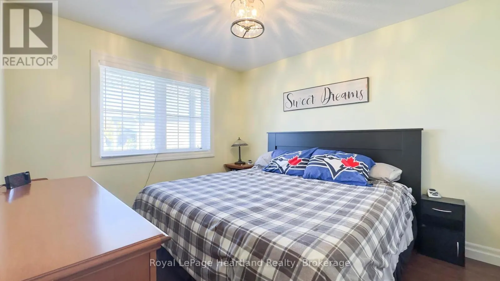 13 - 33 FAIRHAVEN LANE, #13