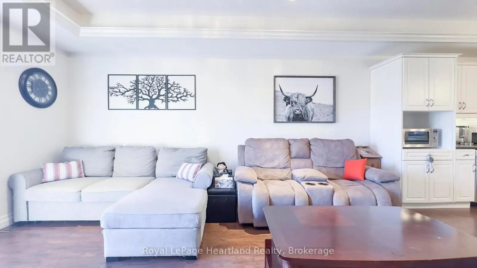 13 - 33 FAIRHAVEN LANE, #13