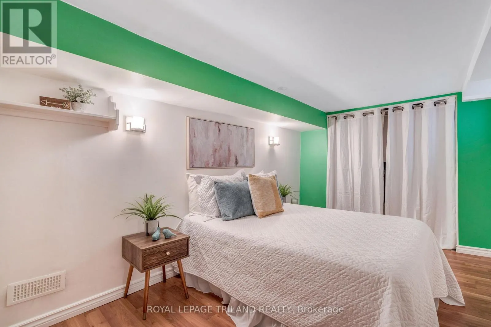 418 CHEAPSIDE STREET