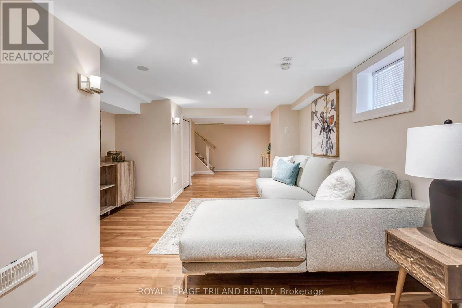 418 CHEAPSIDE STREET