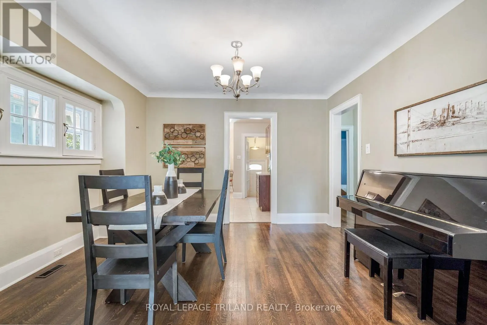 418 CHEAPSIDE STREET