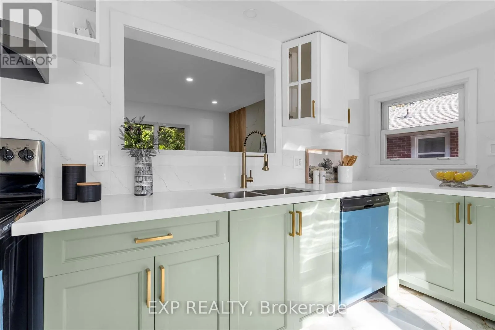 39 GRANDFIELD STREET