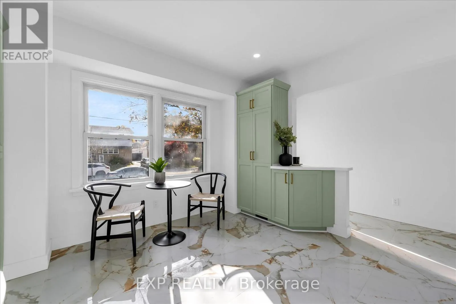 39 GRANDFIELD STREET