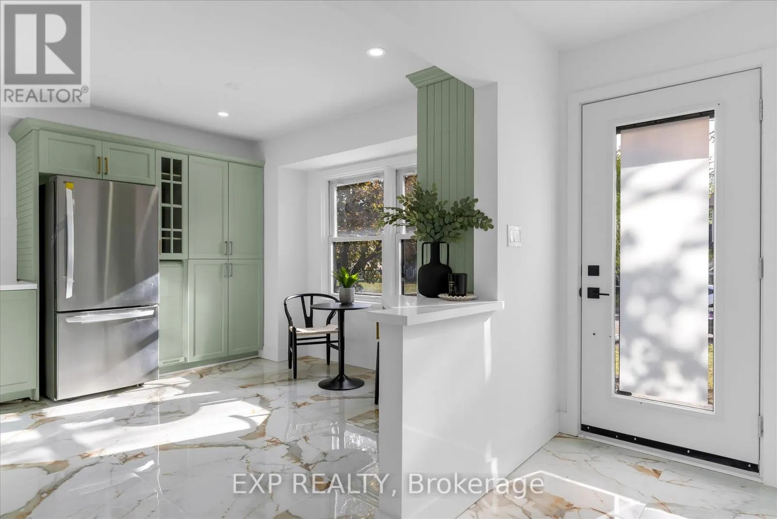 39 GRANDFIELD STREET