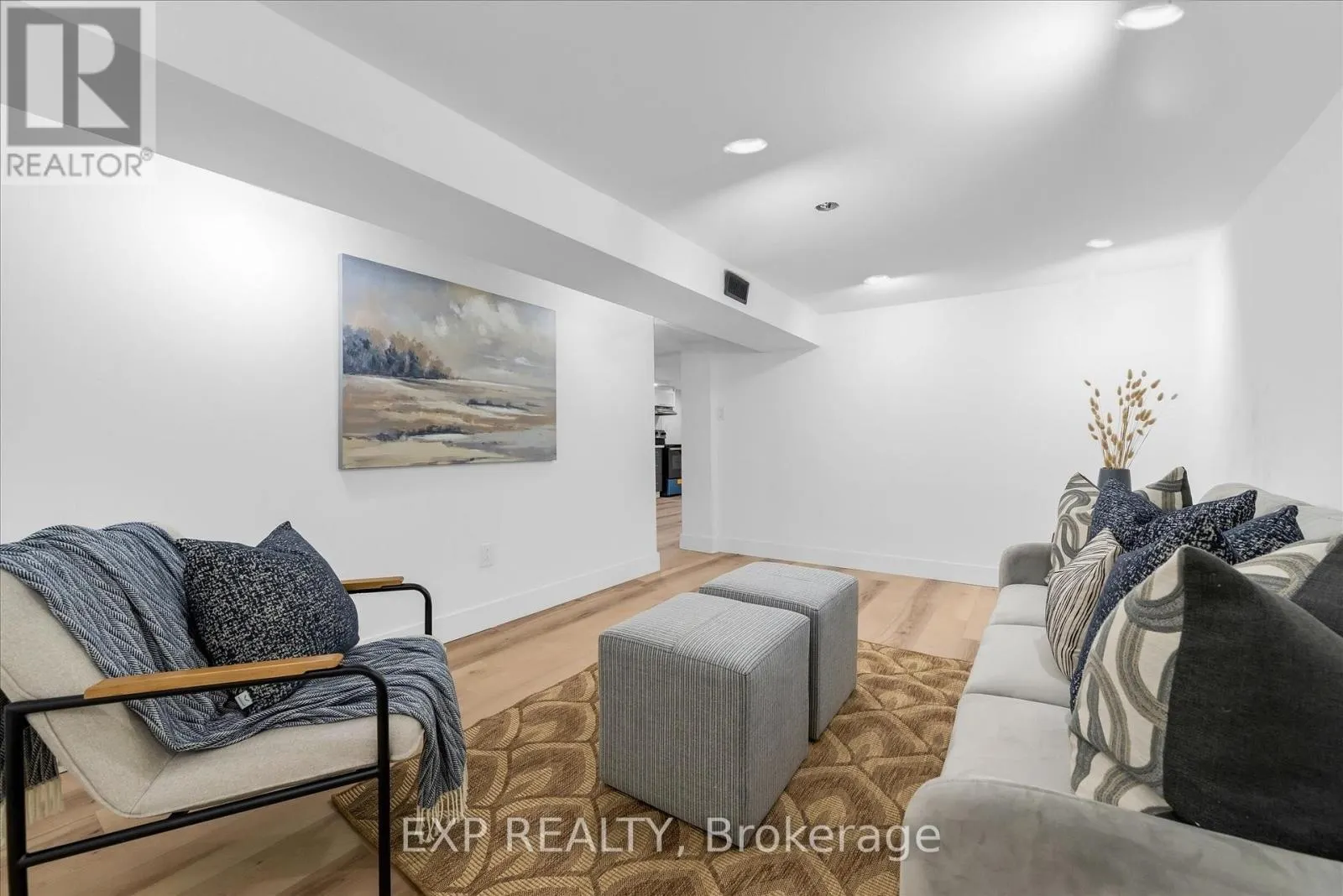 39 GRANDFIELD STREET