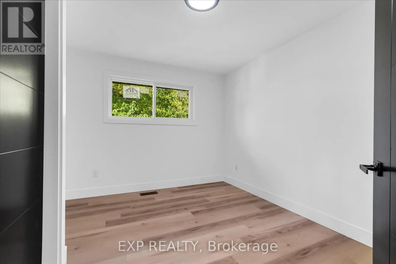 39 GRANDFIELD STREET