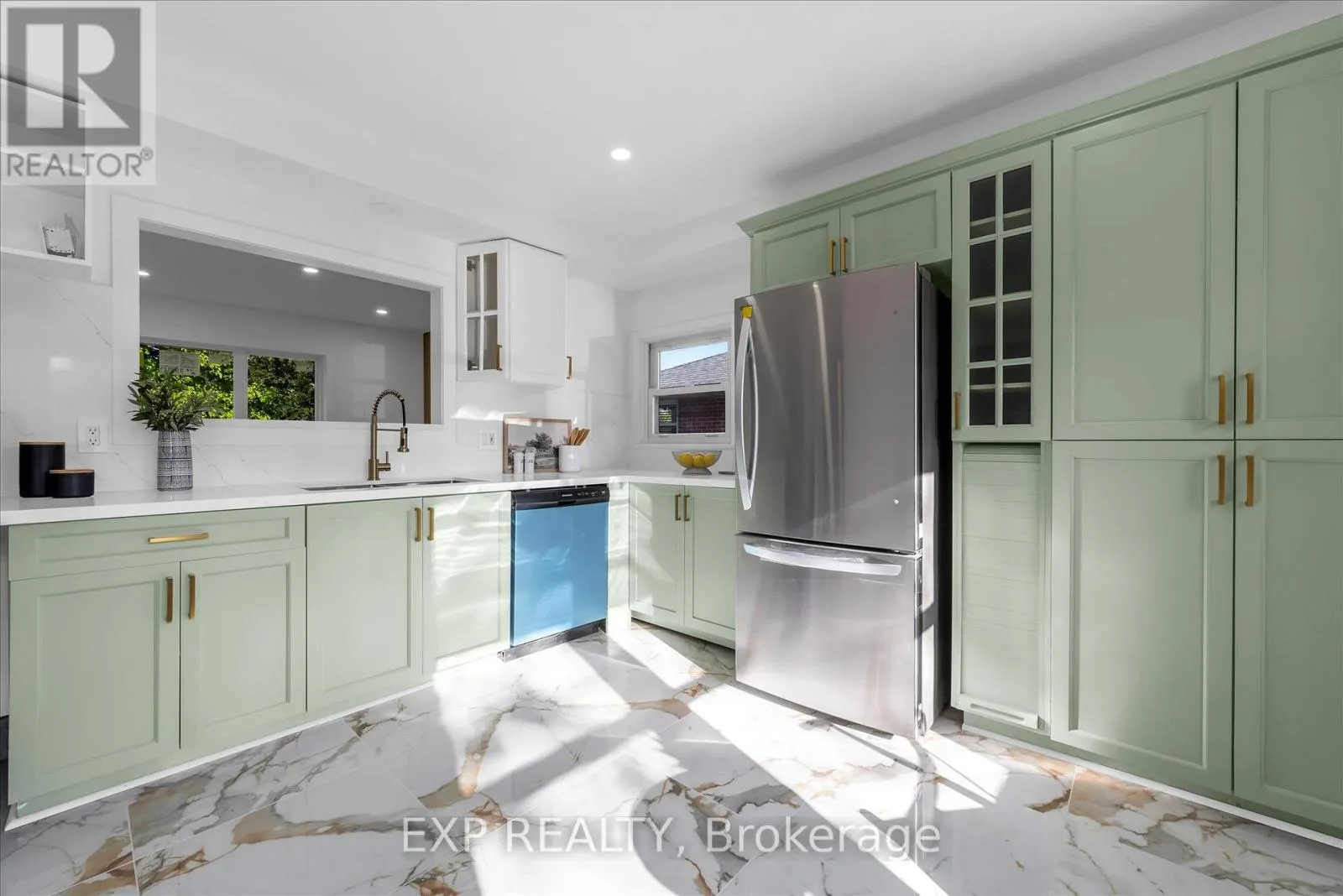 39 GRANDFIELD STREET