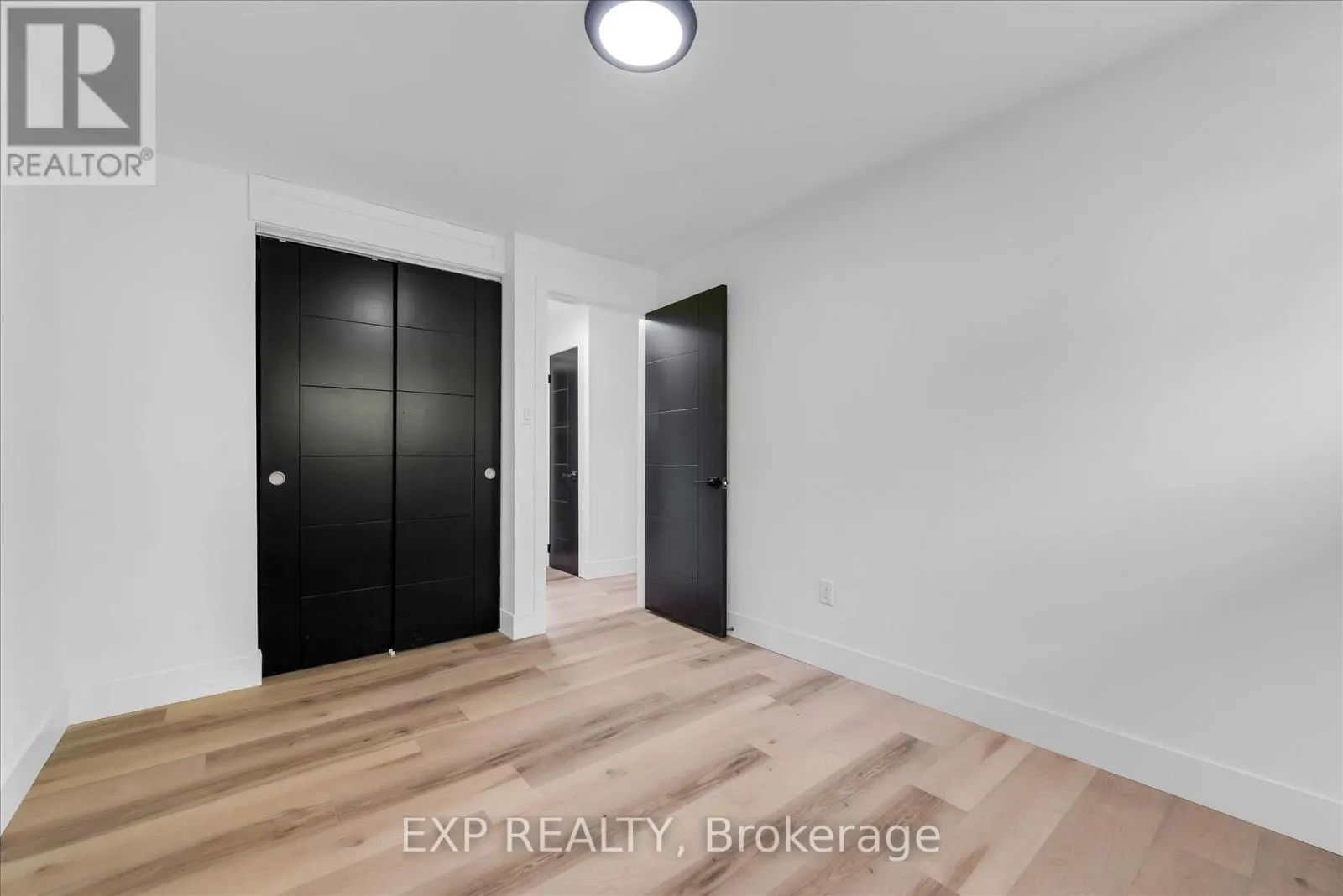 39 GRANDFIELD STREET